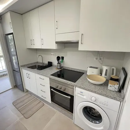 10. Beautiful Esmeralda With A/c Apartment