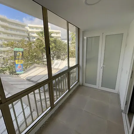 10. Beautiful Esmeralda With A/c Appartement